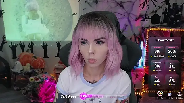 Snapshot of Kerry_Kirk chatting on November 2, 8:58 pm Kerry Kirk online show from November 2, 8:58 pm