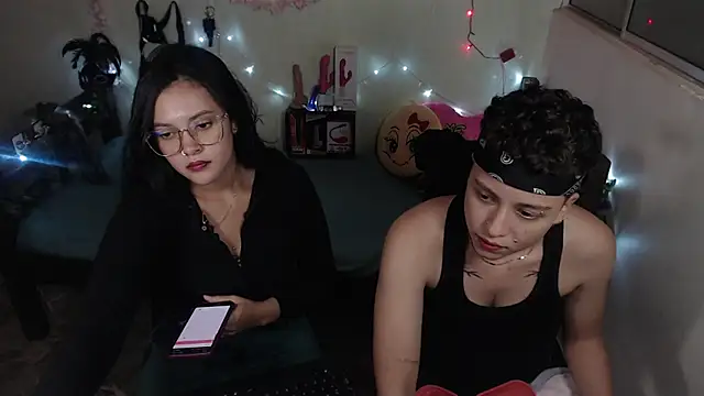 Snapshot of Antonella_Cruz02 chatting on February 19, 2:12 am Antonella Cruz02 online show from February 19, 2:12 am