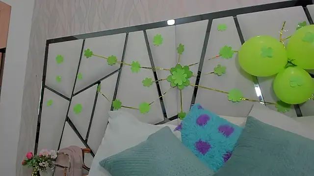  aurora18  online show from March 18, 3:09 am