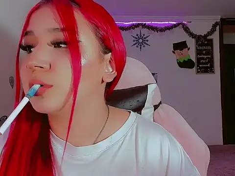 madisonx17 online show from January 11, 7:10 pm