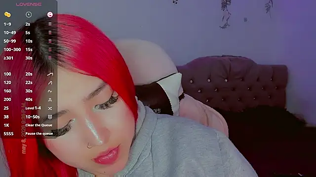 madisonx17 online show from May 9, 2:37 am
