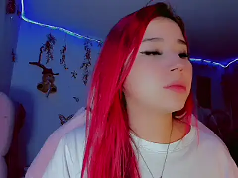 madisonx17 online show from February 5, 3:34 am