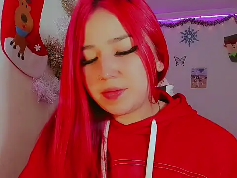 madisonx17 online show from December 21, 11:38 pm