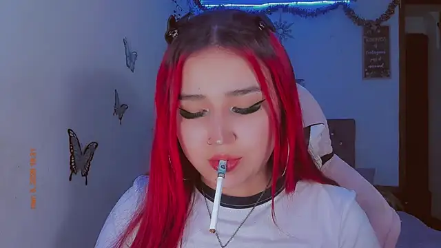 madisonx17 online show from March 5, 11:32 pm