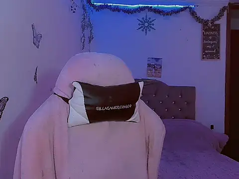 madisonx17 online show from February 14, 10:21 pm