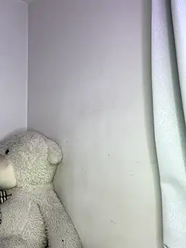 Snapshot of ValerieHilton chatting on November 27, 9:26 pm ValerieHilton online show from November 27, 9:26 pm