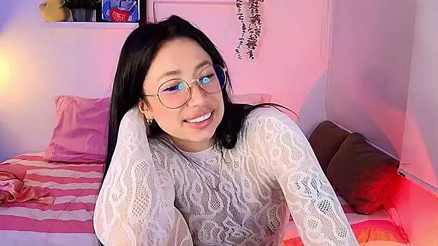 lilyy evanss online show from March 10, 11:20 pm