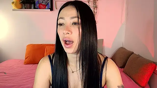 lilyy evanss online show from March 13, 12:04 am