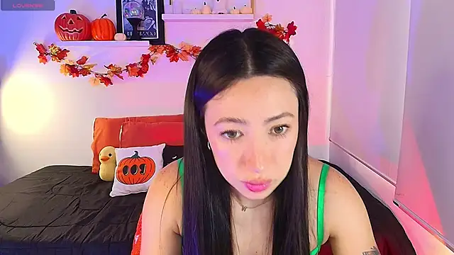 Snapshot of lilyy_evanss chatting on October 27, 9:16 pm lilyy evanss online show from October 27, 9:16 pm