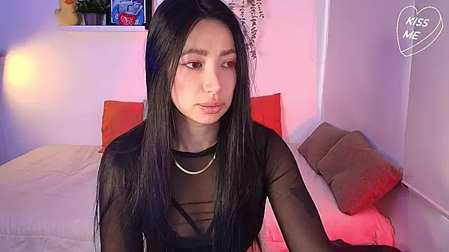 lilyy evanss online show from March 30, 10:00 pm