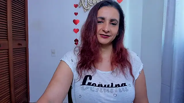 Snapshot of xulay11 chatting on October 26, 8:20 pm xulay11 online show from October 26, 8:20 pm