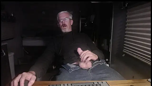 Snapshot of Di9ital069 chatting on November 9, 4:49 am Di9ital069 online show from November 9, 4:49 am