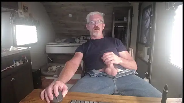Snapshot of Di9ital069 chatting on October 10, 5:36 pm Di9ital069 online show from October 10, 5:36 pm