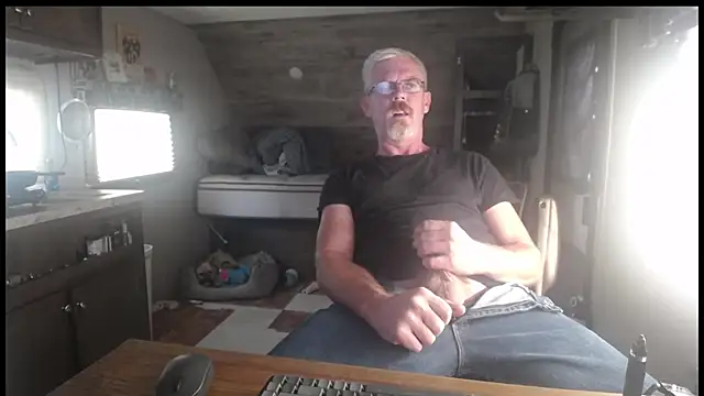 Snapshot of Di9ital069 chatting on September 23, 4:03 pm Di9ital069 online show from September 23, 4:03 pm