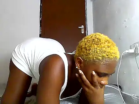 SexyKimberly23 online show from October 31, 8:05 pm