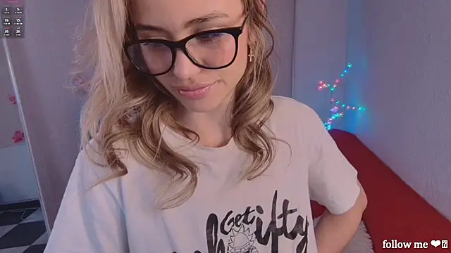 Lucy Princes online show from March 6, 6:52 am