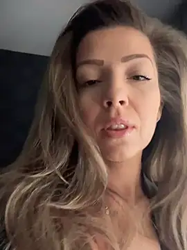 SonyaD  online show from March 20, 6:52 am