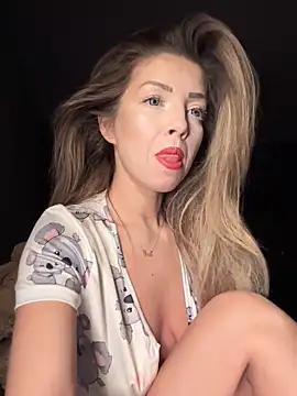 SonyaD  online show from February 7, 1:58 am