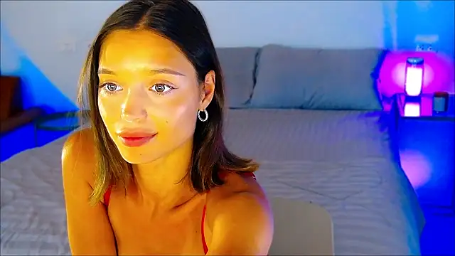 wow Mia online show from February 2, 5:21 am