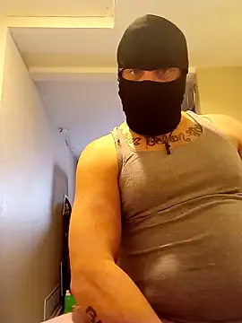 Buddy Cuck online show from December 4, 7:02 pm