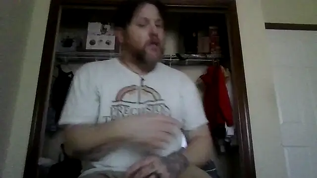 Buddy Cuck online show from February 6, 7:43 pm