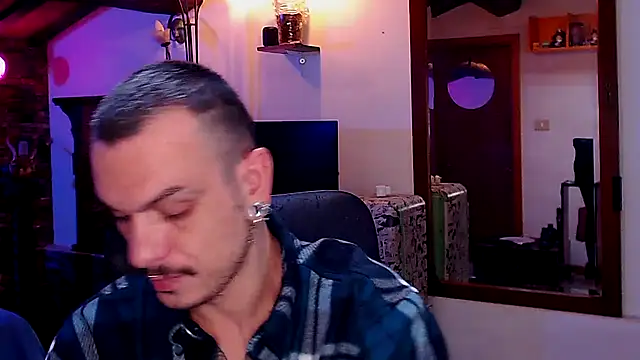 cek 186 online show from November 20, 8:15 am