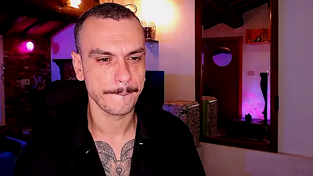 cek 186 online show from November 18, 7:28 pm