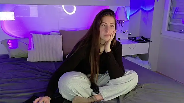 Snapshot of Coco_fr chatting on January 12, 10:11 am Coco fr online show from January 12, 10:11 am