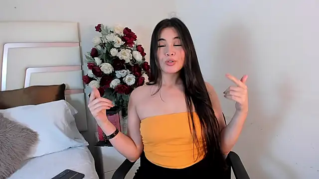 Snapshot of CamilaSofiia chatting on March 22, 9:10 pm CamilaSofiia online show from March 22, 9:10 pm