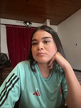 CamilaSofiia online show from May 29, 1:33 am