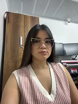 Snapshot of CamilaSofiia chatting on October 2, 7:28 pm CamilaSofiia online show from October 2, 7:28 pm