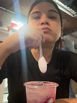 CamilaSofiia online show from June 11, 11:24 pm