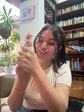 CamilaSofiia online show from February 25, 10:42 pm