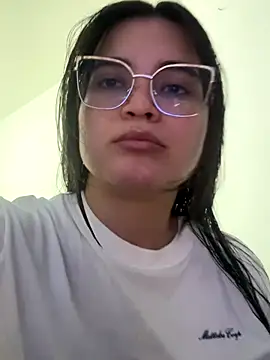 CamilaSofiia online show from December 17, 12:26 am