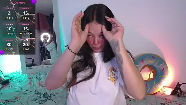 Snapshot of Lexie_Thompson10 chatting on October 25, 5:46 pm Lexie Thompson10 online show from October 25, 5:46 pm