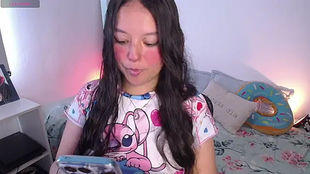 Snapshot of Lexie_Thompson10 chatting on October 8, 7:14 pm Lexie Thompson10 online show from October 8, 7:14 pm