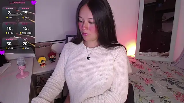 Snapshot of Lexie_Thompson10 chatting on November 20, 12:00 am Lexie Thompson10 online show from November 20, 12:00 am