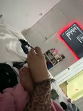 funnynessa69 online show from November 5, 11:52 pm