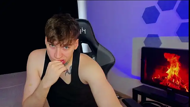 Chris Tyson online show from February 22, 10:18 am