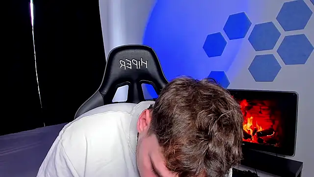 Chris Tyson online show from February 8, 8:56 am