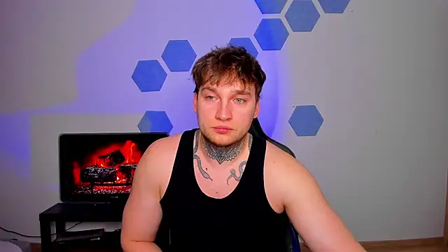 Chris Tyson online show from April 5, 10:05 pm