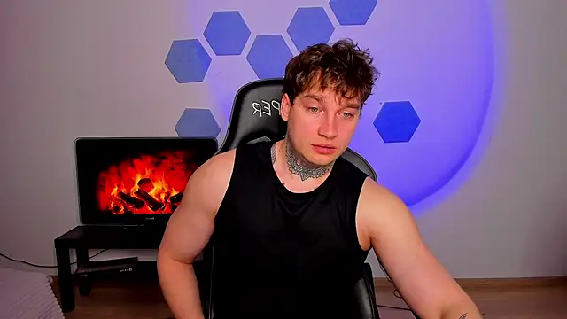 Chris Tyson online show from April 18, 10:06 am