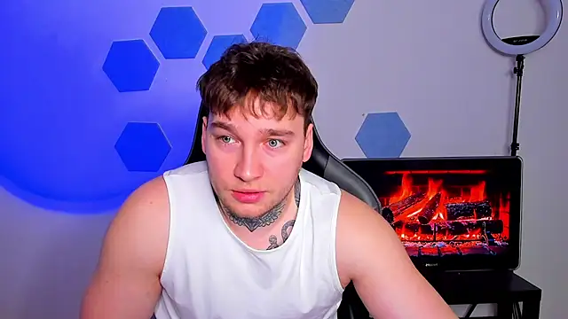 Chris Tyson online show from February 25, 7:30 am