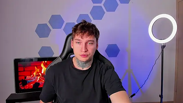 Chris Tyson online show from September 27, 11:49 am