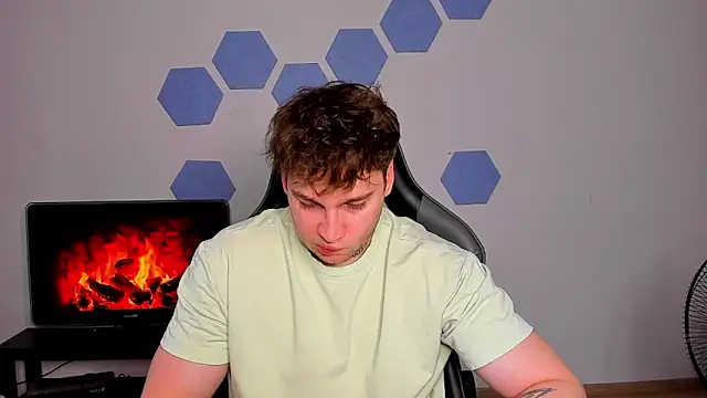 Chris Tyson online show from March 28, 9:21 am