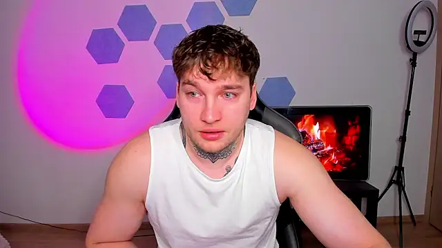 Chris Tyson online show from March 21, 8:41 am