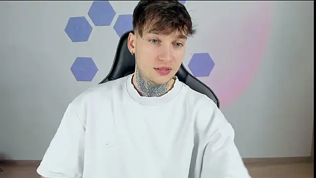 Chris Tyson online show from February 27, 12:57 am