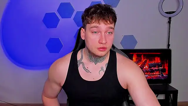 Chris Tyson online show from February 18, 8:44 am