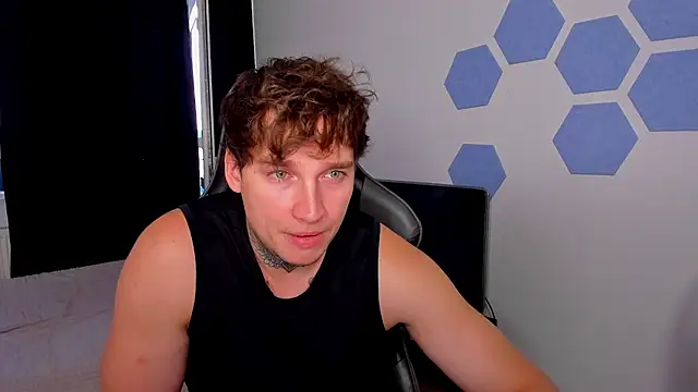 Snapshot of Chris_Tyson chatting on June 26, 12:55 pm Chris Tyson online show from June 26, 12:55 pm