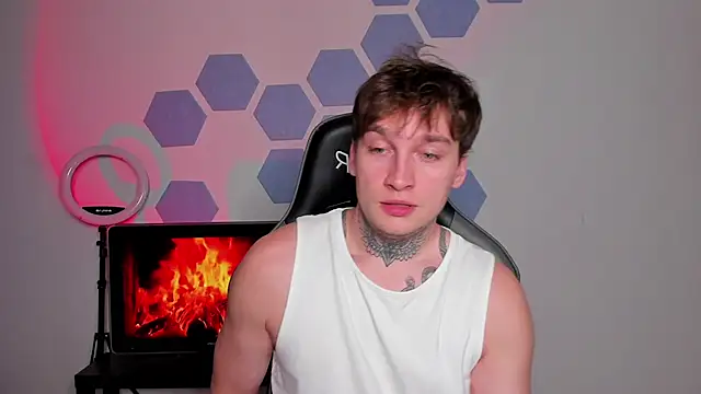 Chris Tyson online show from October 23, 10:19 pm